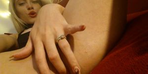 Hot Romanian webcam model sodomizes herself