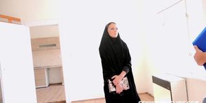 MOSLIMA SLET  - hijab muslim - 04 - czech+muslim+katy+rose+is+looking+for+housing+for+her+family
