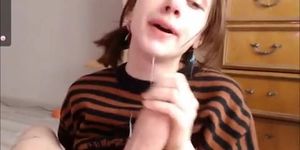Lovely camgirl polishes friend's fuckstick till facial