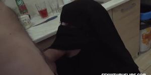 Arab hottie was cooking and it ended with sex
