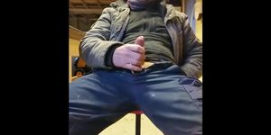 Str8 daddy jerk off in his working place