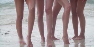4 nude girls doing beach photoshoot