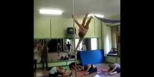 Pole-acrobat