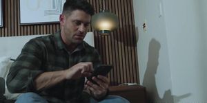 Beau Butler digs in Blain Connors life and ass