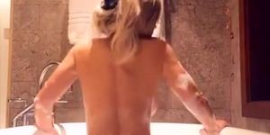 Stefanie Gurzanski Nude Bathtub Onlyfans Porn Video