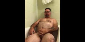 Some fun in the bathtub (amateur )