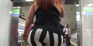 Great MILF PAWG in candid footage