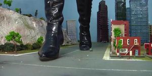 First Contact - Giantess Velvets (Red Headed)