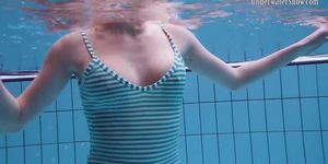Anetta hot underwater swimming pool girl