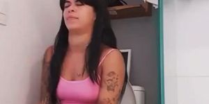 Lola mello farting in the toilet