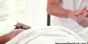 Fantasy Massage Porno - Room Charge My Rubdown with Jaye Summers part-02