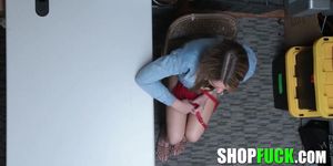 Scared Teen Thief Has To Choose Between A Blowjob And A Jail - SHOPFUCK