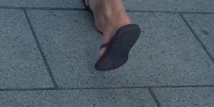 Sexy Feet, Cute Soles & Toes In Flip Flops
