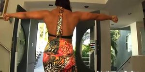 Aziani Iron Amber Deluca female bodybuilder - amazon woman