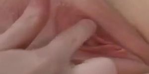 18 y/o Gapes her Vagina in Closeup
