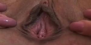 Aroused & pulsating vagina and anus closeup!