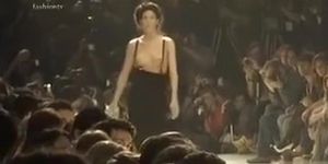 Supermodels show their naked boobs on the runway