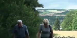 Grandpa & Grandma have a picnic