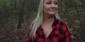 Czech blonde approves stranger's sexual proposal