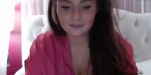 Big Tits And Pink Vagina On Chubby Girlfriend