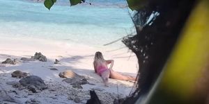 Sex On The Beach - Amateur Nudist Voyeur