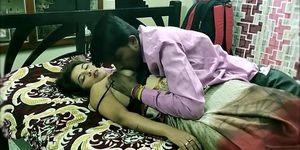 Amazing Sex with Indian xxx hot Bhabhi at home! Hindi audio