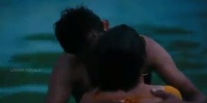 desisex hot mamatha romance with boy friend in swimming