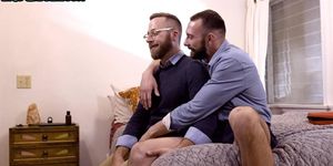 INTOGAYSEX - Amateur hairy bottom assfucked till cumshot pleasure