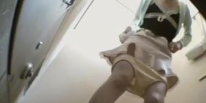 Petite Japanese Bitch Takes A Dump And A Piss In The Toilet