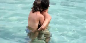 Topless Girlfriend Captured When Giving Handjob In The Water