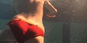 Erotic underwater naked show with Anna Siskina