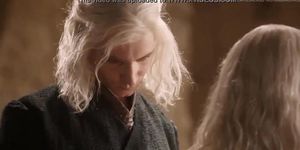 Emília Clarke nude in Game of Thrones (Emilia Clarke)