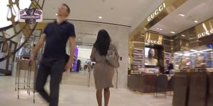 Big Candid Ebony Booty Bouncing in Loose Dress through Mall
