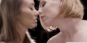 Small boobs tbabes Shiri Allwood and Jean Hollywood anal group (Tori Easton)