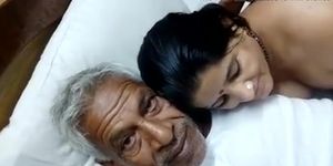 Indian uncle has sex with girlfriend, clear Hindi audio