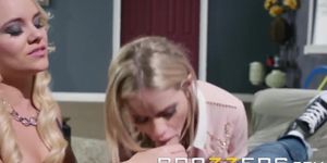Brazzers - Two hot blondes Alexis Monroe & Jessa Rhodes share one lucking dick (Keiran Lee, Mia Rider)