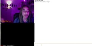 CUTE GIRL BIG TONGUE OMEGLE