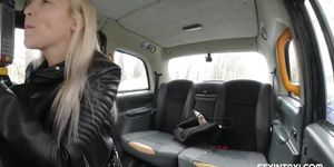 Sexy Czech blonde milf got a free ride (Karol Lilien)