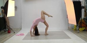 Spreading and doing splits on the floor Nicole Smith (Dana Weyron, Evelyn Baum)