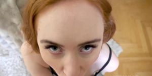 Lenina Crowne is a natural redhead pornstar from the UK. She has super big tits and fucks rough in this homemade amateur video