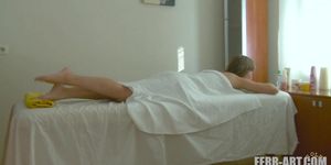 Innocent teen tricked to fuck during her first massage