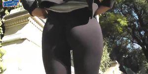 Wow! Another Public Cameltoe For the Hall of Fame! Round Ass