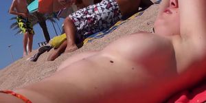 beach-melons large teen topless