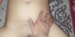 Indian sex Desi girl bhabhi  ko pata karke raat ko chudai ki (Desi Sex)