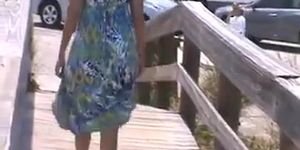 candid milf beach spy jiggly fat booty 23