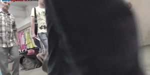 Amateur public upskirt clip filmed in the subway