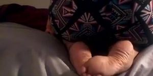 Get ignored by these MILF soles
