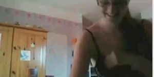 Amateur Teen Girl Shows Off On Webcam