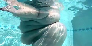 SSBBW Underwater Jiggles