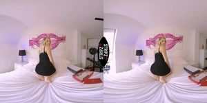 VR - Bedroom Striptease